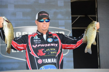 4B6A32AF-5E16-4A1C-8091-389EFF363E0E