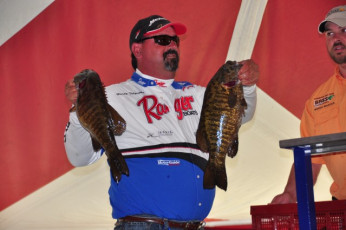 4BF38730-CD72-4D22-8A18-7BECB9656792