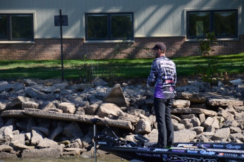 4C0FD20F-21AE-4E5C-B1C7-8B40524B7642