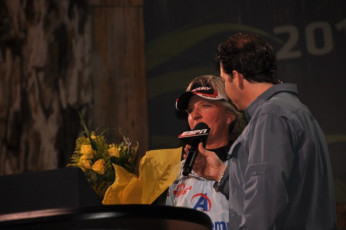 4CA0B84A-314E-400D-931F-0985DC3D67F8