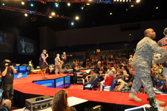 4D79BFAF-43FF-4AAA-A64D-4570DDD991F3