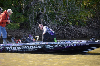 4D7F7C14-AB89-4014-838A-EC7CF948A91D