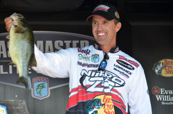 4DA60740-FE9A-4A30-A5AB-23B2C98E16D4