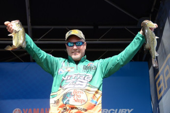 4DD19F54-95E6-45ED-BBEE-CCD1077911FB