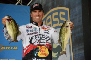 4DEF6454-03B7-4E77-81BB-9F970027AFA8