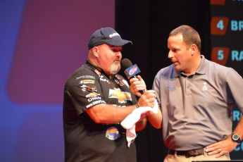 4E0A7A91-7B82-4CDC-8D4F-C5870899104E