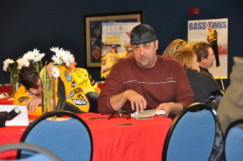 4E685880-53AA-49F4-B4CD-C0B930203AA4