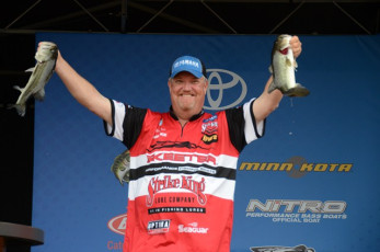 4E9F6B84-2748-403D-80E1-5AF57A323111