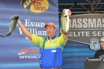 4F48C213-FCC7-441E-949F-5C215A6A0FF6