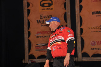 4F71DC8A-5C0D-4AA4-B529-88AE78CB6C7C