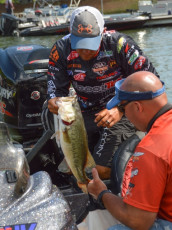 4FED8ED7-59E1-4F3C-ADEE-BC22B28112E5