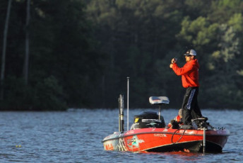 4FFBD246-DC59-4E66-857B-FE2C19A93FF4