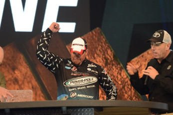 5042CA46-984A-4DD3-87F8-872E5B92D0F2