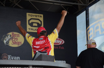 50D49B5D-D16E-4C42-951C-F184159E4295