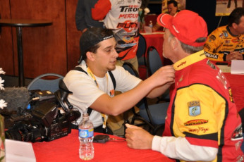 50F491E8-71A3-44F4-B5E4-F220ED91C5EB