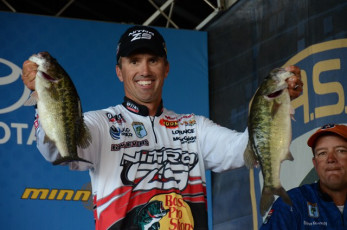 51560C4C-661A-4F79-929A-D41C00CFEDE9