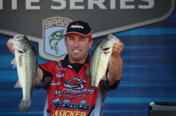 517F4A5C-1357-4E87-ABC7-C8BA68BE9B1E