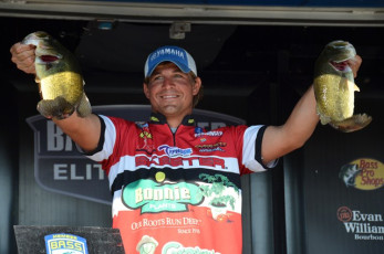 51879348-D88E-49CB-A321-7B51AC56AC10