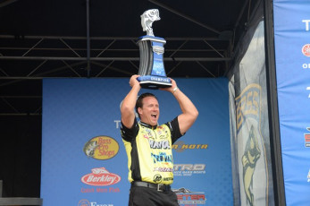 525968D2-0CE7-4A7B-8130-2A0B8251CFA5