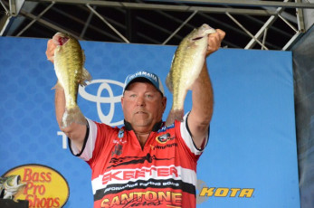 5289DA4B-4959-4E15-9A2F-7DF3C420C5AA