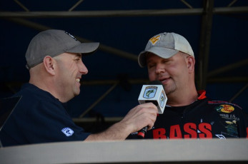 52DE513F-F686-4606-BA07-26D572F24AA9