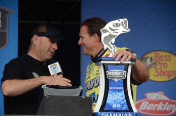 52DFA0D0-97A2-42E5-94EF-6C26E9B05F49