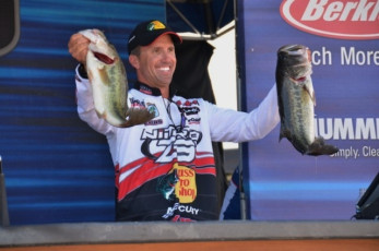 53358024-39E9-4043-9A43-6018B2AEDF68