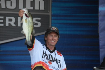 53475442-FCC1-42E0-81B7-41816419287B