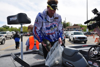 535460F9-0759-4BEC-A91F-2A82464E570C