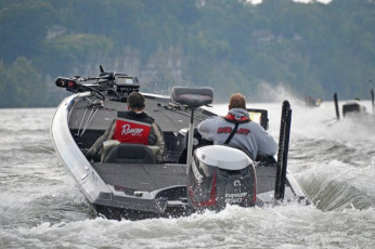 53EFAC14-7358-46B0-BB37-D848A20B9FAD