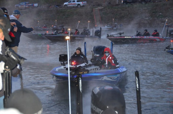 549A1BD7-A6F1-48CA-899C-D8845D2779D0