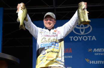 558FBC21-6BF0-4A72-9026-19A8A37D3255