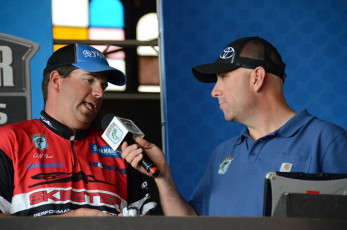 570402C9-E32F-49BF-9011-AAA87DA5B5D5