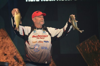 590B9889-FBD7-407B-994D-C7D785F5DAFD