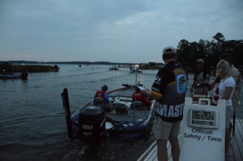 595C3A03-9F39-435A-84FB-E83C793BE407