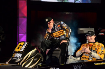 59627E6A-0442-4926-B3BD-4B61C6A37475