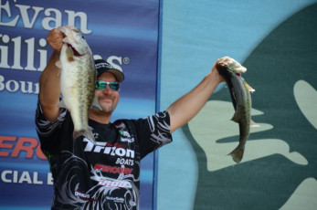 59F6D5C8-5DF5-4D72-A925-407588C61060