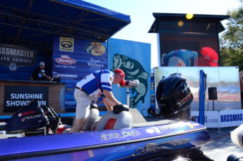 5A357E14-1744-4DD9-BB6F-A7581E087F42