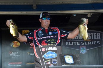 5AE82A6C-8D86-4271-AC4D-142E339E4C27