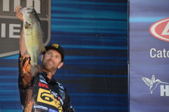 5C1A2A3B-2CD3-498B-8A92-30370DA672CF