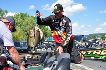 5CA1F2A1-C959-43FE-A328-88D1CA401068