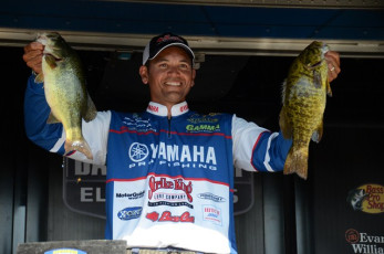 5CBA75DB-A591-44BA-90C0-094E9A6F086D