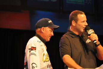 5D977814-2C6C-4583-9A5C-6E69BDC962E7