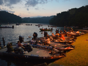 5DBF49FF-E49D-4E42-913A-34FA461DDE24