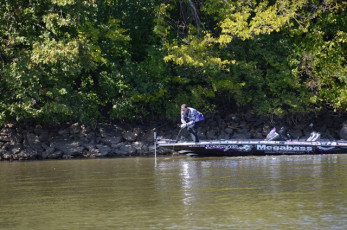 5E440FB4-182D-4B78-9AF7-67C823D49EC6