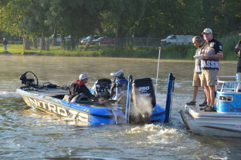 5E5EF166-0E2D-41D5-91B1-00D53F23D1F2