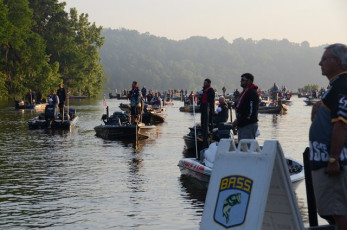 5F0442E0-2ECF-4BD2-AE59-4631F502BE21