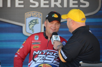 5F2F5160-26A1-4D01-A7BA-1E98B98D8264