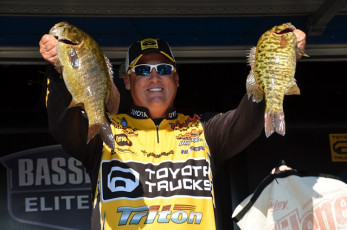 5F589FD8-EDFC-4AEB-AB37-4870F38AE26C