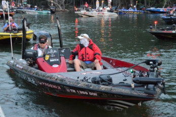 6039EA06-E15A-43C5-82AC-0DF4B6CBC875